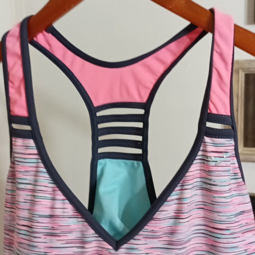 Zero Posur  tank top - Picture 3 of 6